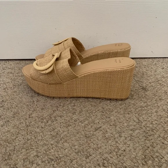 a new day Women's Tan Wedge Sandals Size 11 - Picture 4 of 7
